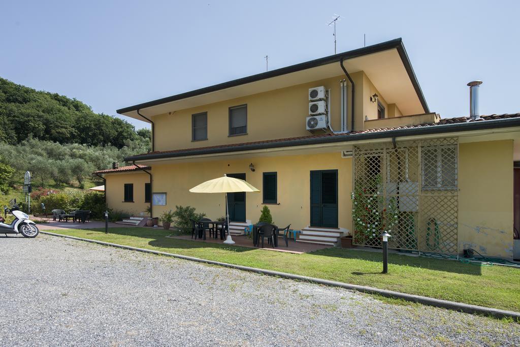 Cecco Di Nara Hotel Massarosa Exterior photo
